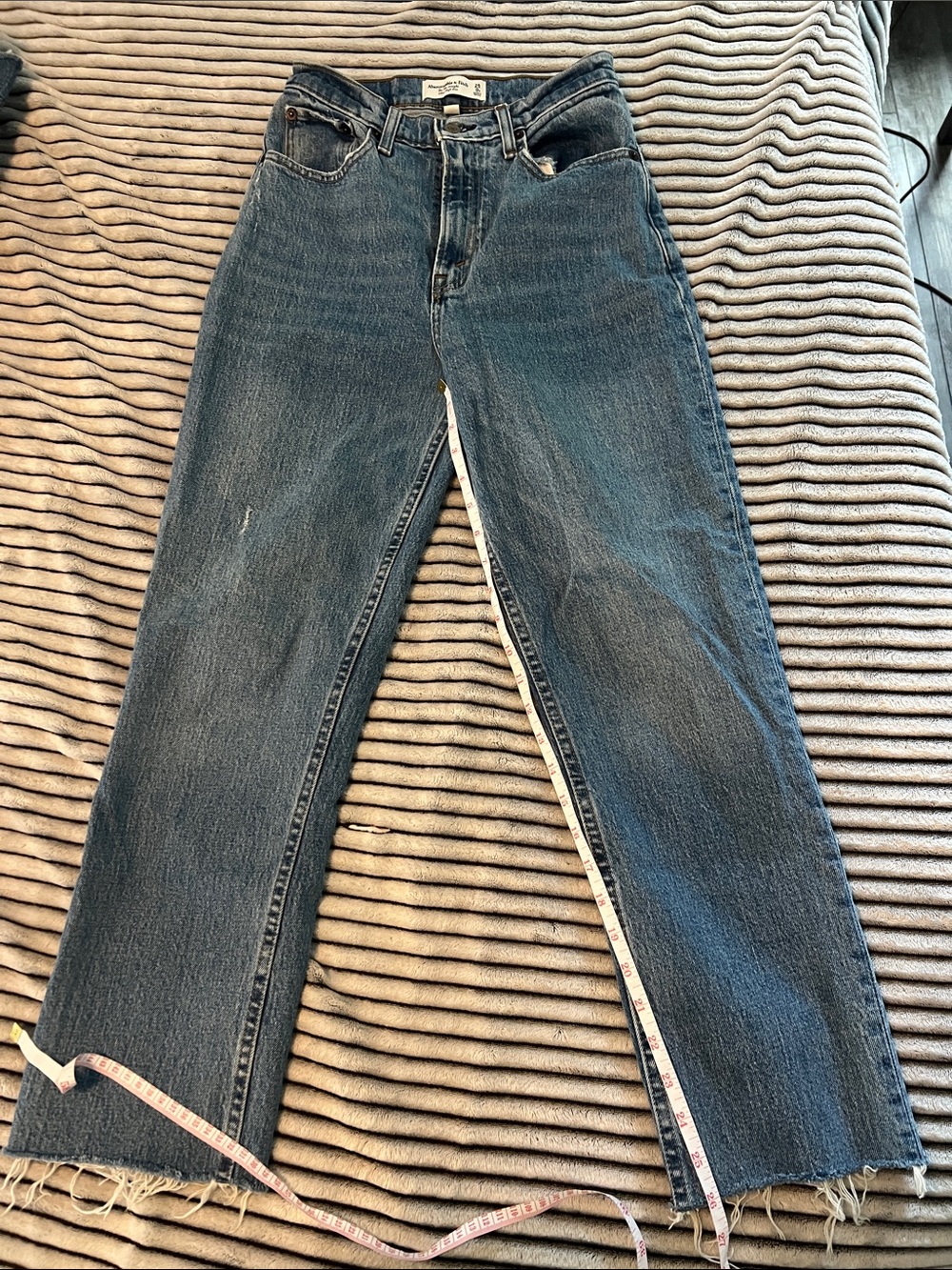 Abercrombie & Fitch The 90s straight ultra high rise jeans